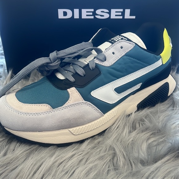 Diesel - Picture 2 of 6